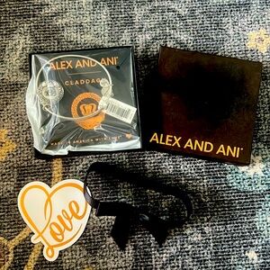 NWT Alex and Ani Claddagh bangle in gift box